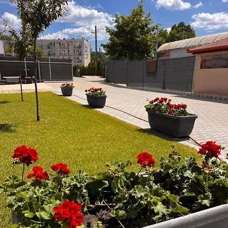 Eszla 2 Free Large Secure Parking