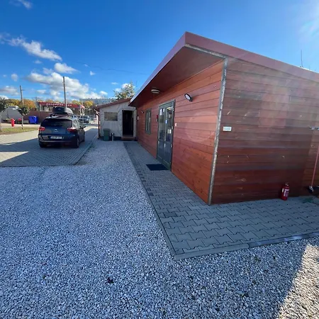 Eszla 2 Free Large Secure Parking * Debrecen